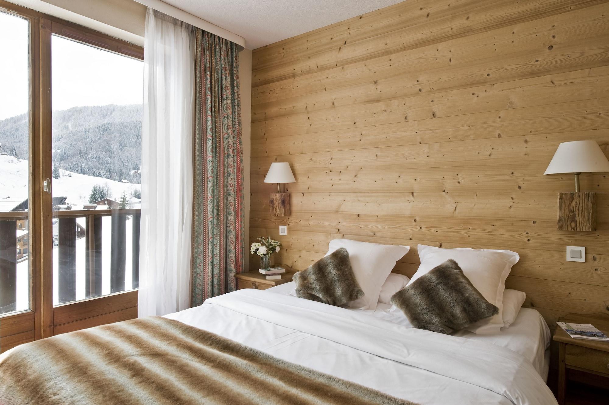 Hotel Alpen Roc La Clusaz Rum bild